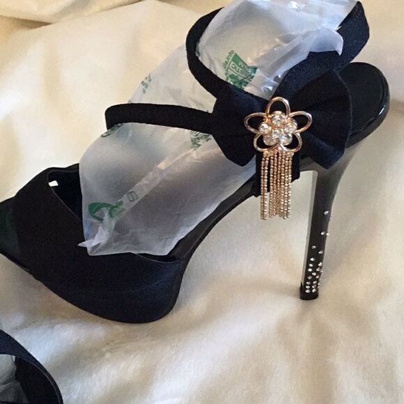 BLACK STILETTOS WITH JEWELED HEELS IN SIZE 39 - Picture 5 of 14